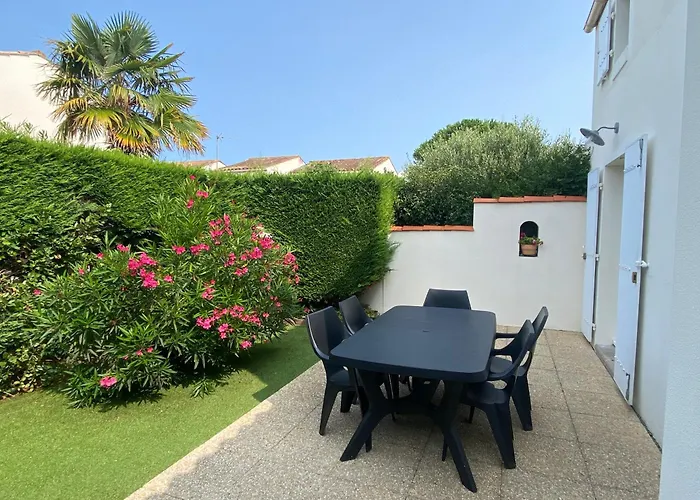 Maison A 300 M De La Plage.